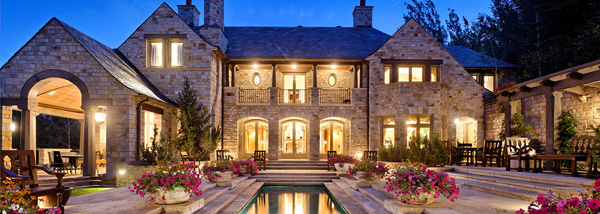 Estate backyard